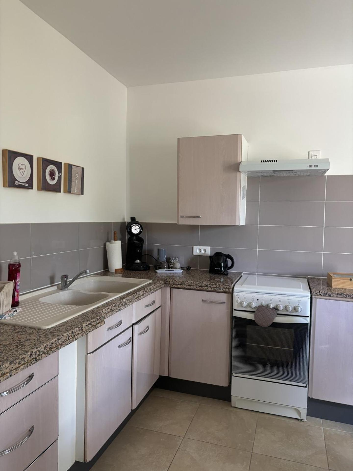 Appartement Romana Puissalicon 34 Luaran gambar